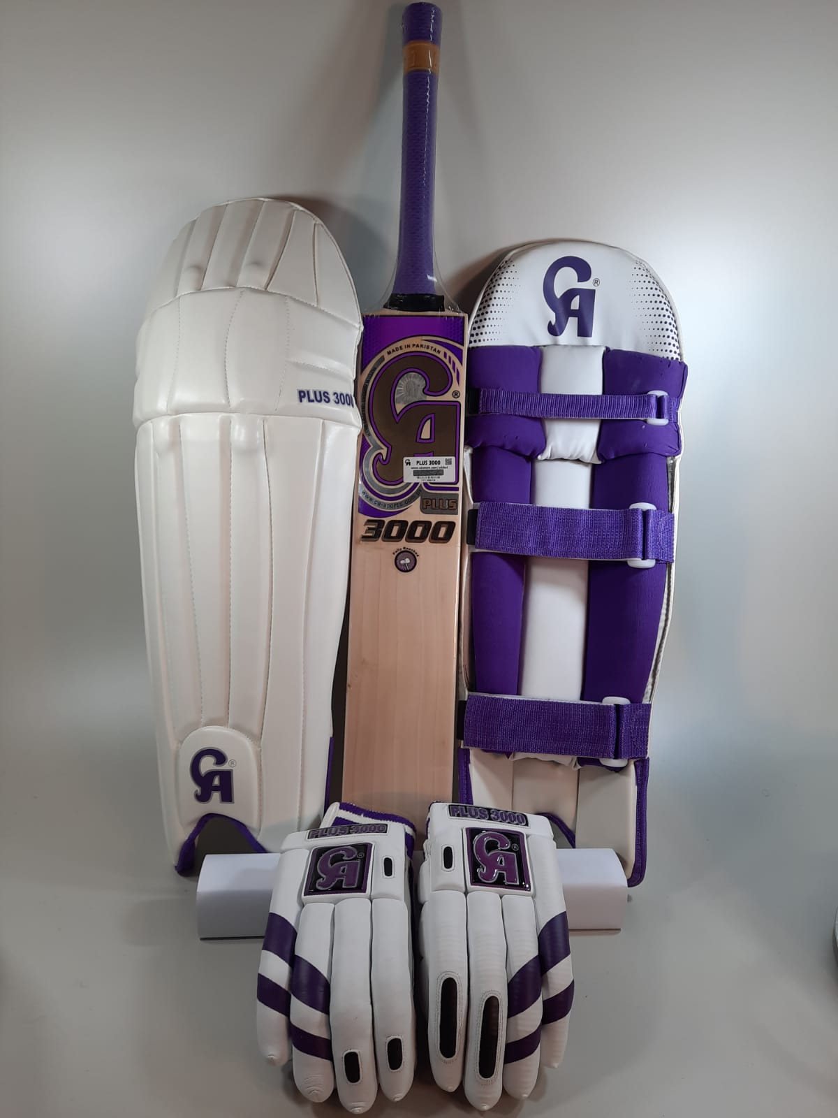 CA Plus 3000 Cricket Set